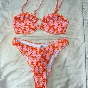 SHEIN Swim Mod Summer Beach Floral Print Smocked Bikini Set